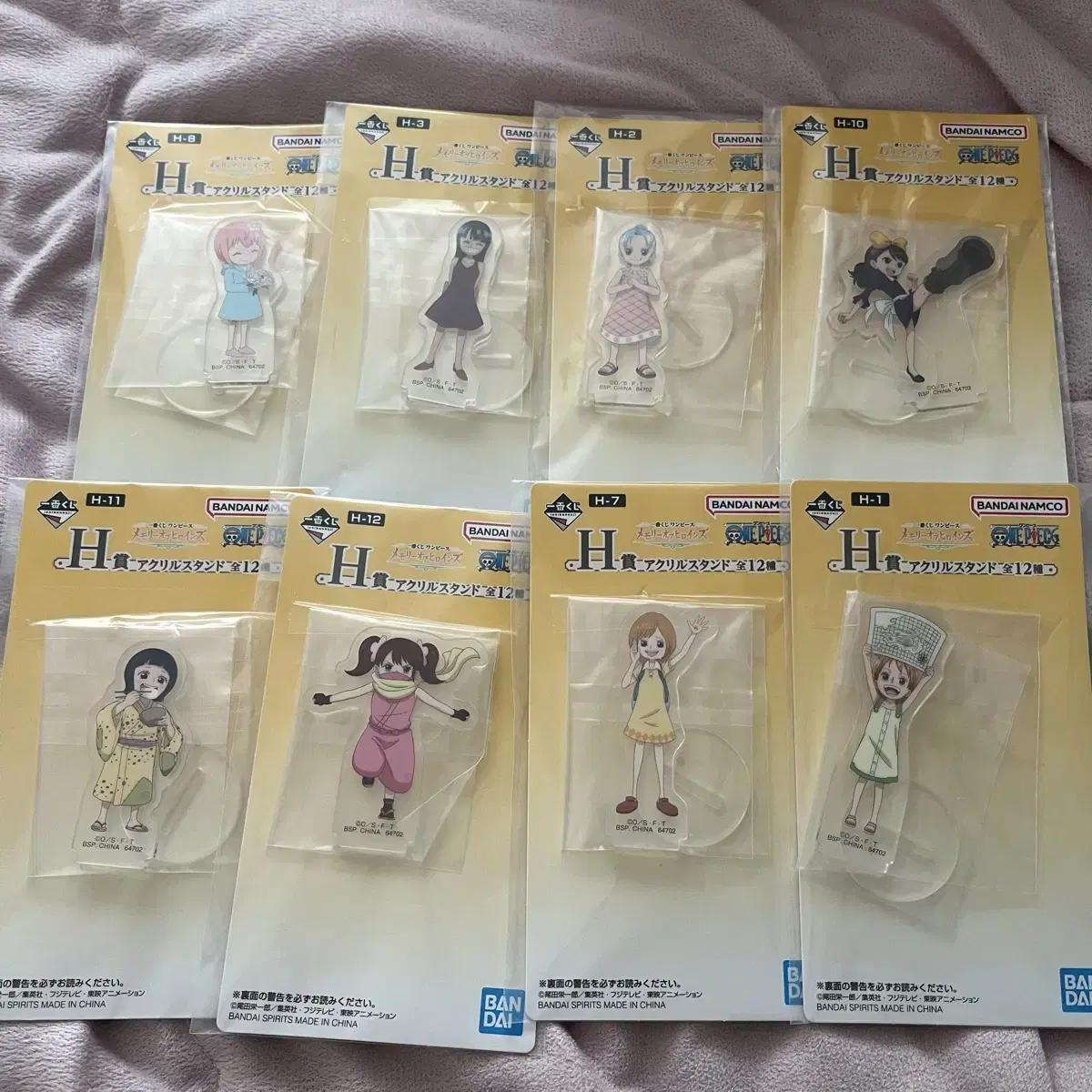 

One Piece Heroines H Shape Acrylic Stand, 8 Types, Sealed, Sell In Bulk