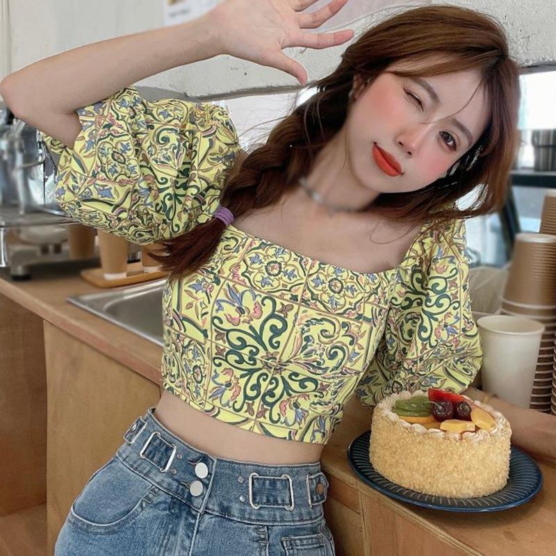 

Женская шифоновая рубашка-блузка с квадратным воротником и открытым пупком с цветочным принтом и короткими рукавами One Size