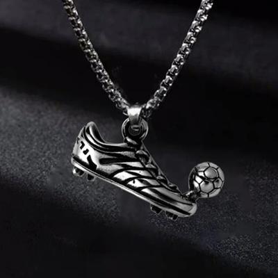 Chaîne en Acier Inoxydable Pendentif Chaussure de Football Punk Collier Garçons Vintage Couleur Argent Hip Hop Style Sportif Mode Homme