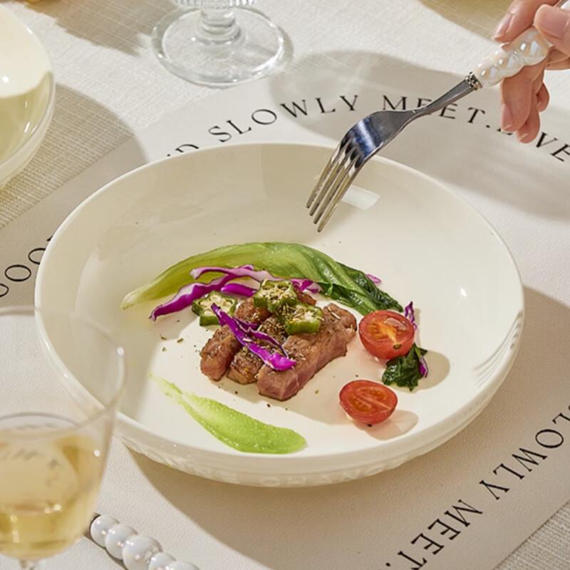 Haoya Embossed Cream Style Ceramic Dinnerware Set