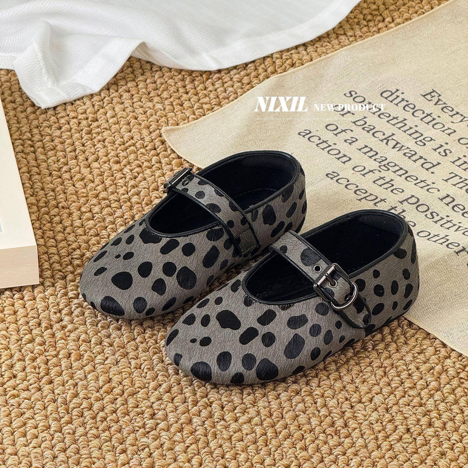 

2025 осень новые детские одинарные туфли модный леопардовый принт конский волос пряжка на ремешке девочки туфли из кожи с мелким вырезом туфли принцессы 22-25 yards whole hand 4 pairs starting batch серый