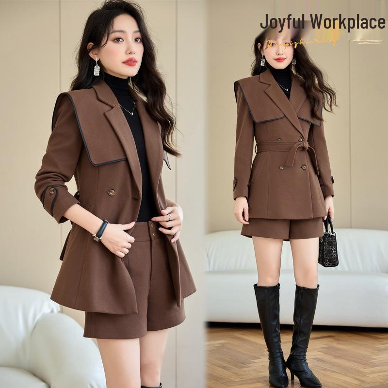 

Women’s 2024 High-End Wool Tweed Slimming Waist Blazer – Autumn/Winter L