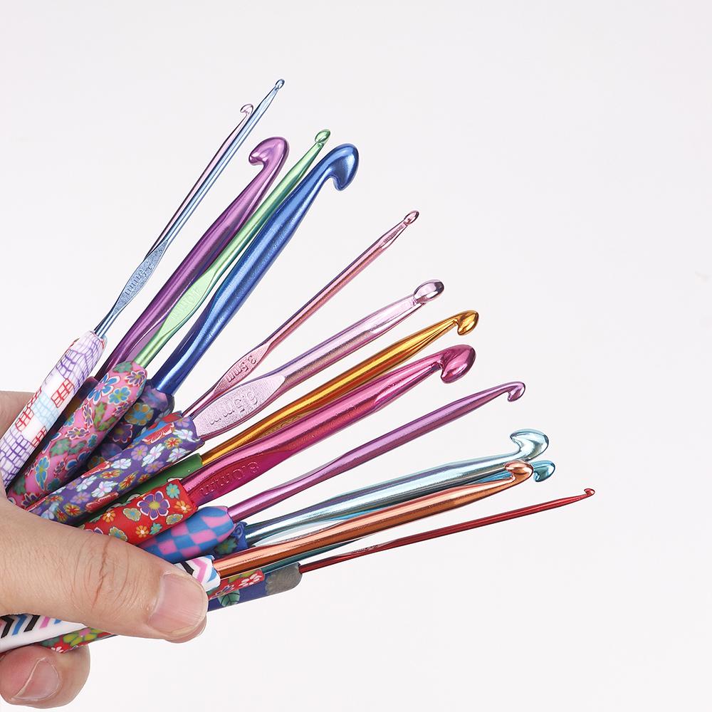 14pc Printed Color Crochet Tool Set, Soft Handle Knitting Needle Kit, Professional Weaving Yarns Craftwork Tool, 2.0mm-10.0mm