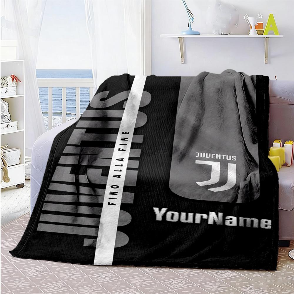 Juventus Personalized Text Blanket Lightweight Customizable Blanket Soft Warm Cozy Versatile for Bedding Office Chair Living Room Bed All-Season Use