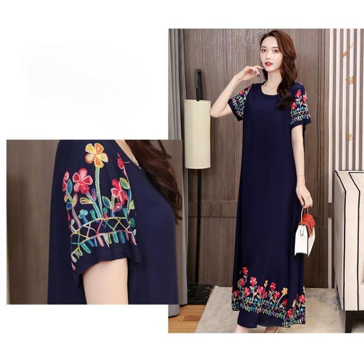 Charmantes und weiches besticktes Baumwollkleid für Frauen in Übergröße im Sommer