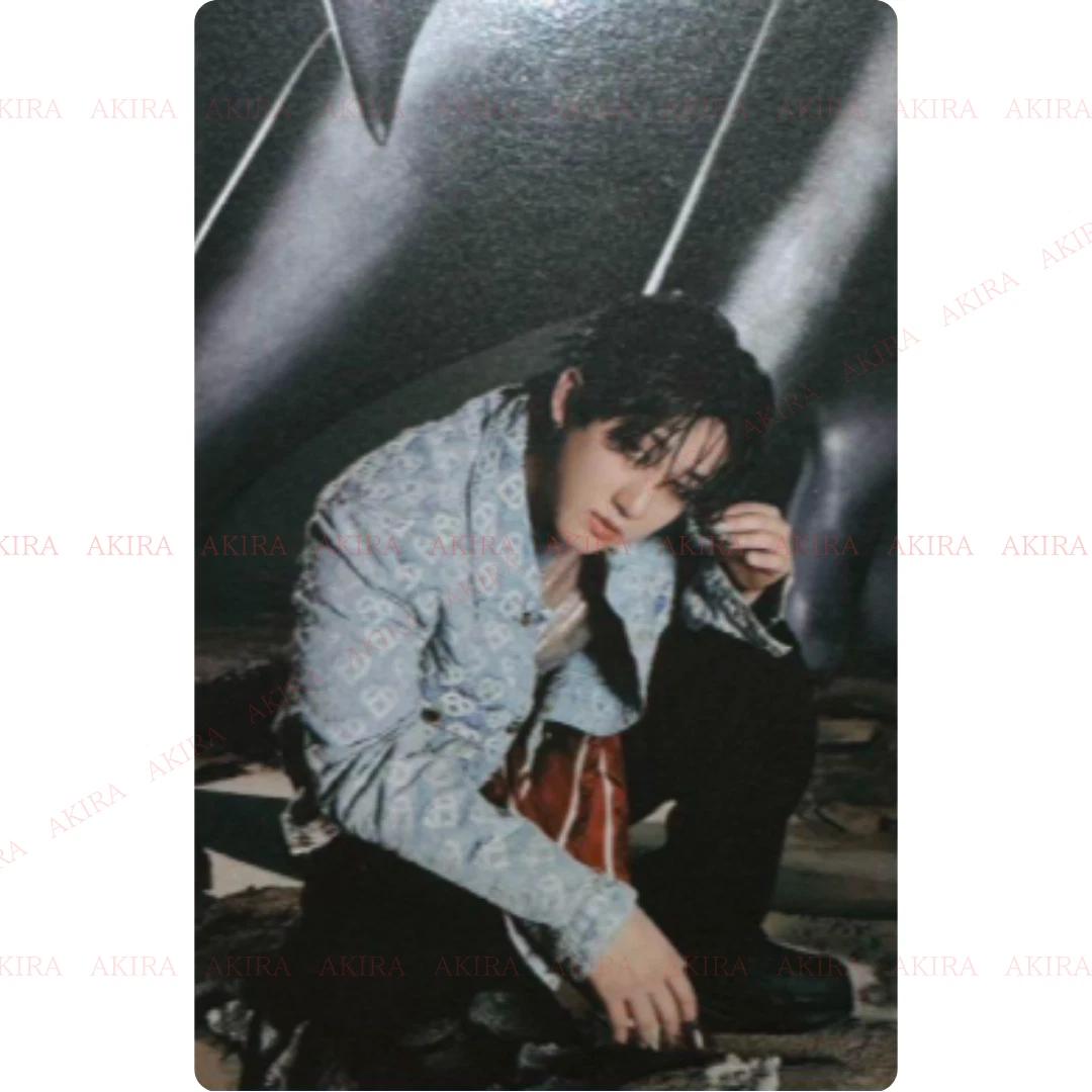 

Stray Kids МІНІ-АЛЬБОМ ATE ФОТОКАРТКА З АЛЬБОМУ ОФІЦІЙНА CHANGBIN #1 / NEMO A ver.