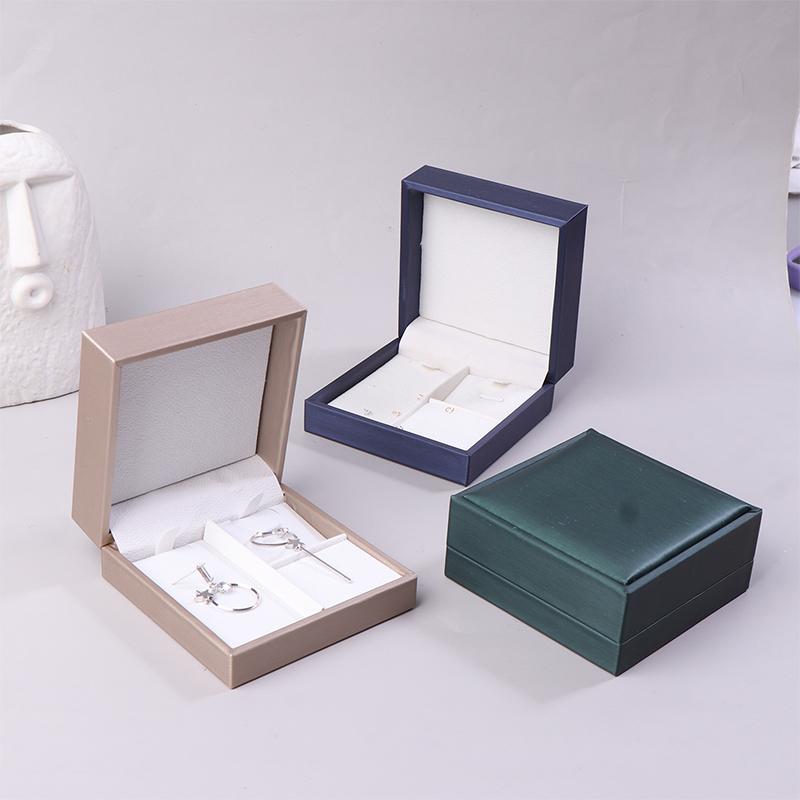 

High Quality Leather Jewelry Ring Box Jewelry Gift Box Ring Earrings Necklace Bracelet Box Jewlery Organizer Container