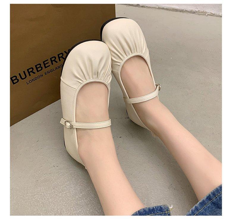 Spring new fairy style one-word buckle with Mary Jane shoes round head flat-bottomed temperament fashionable versatile small leather shoes single shoe