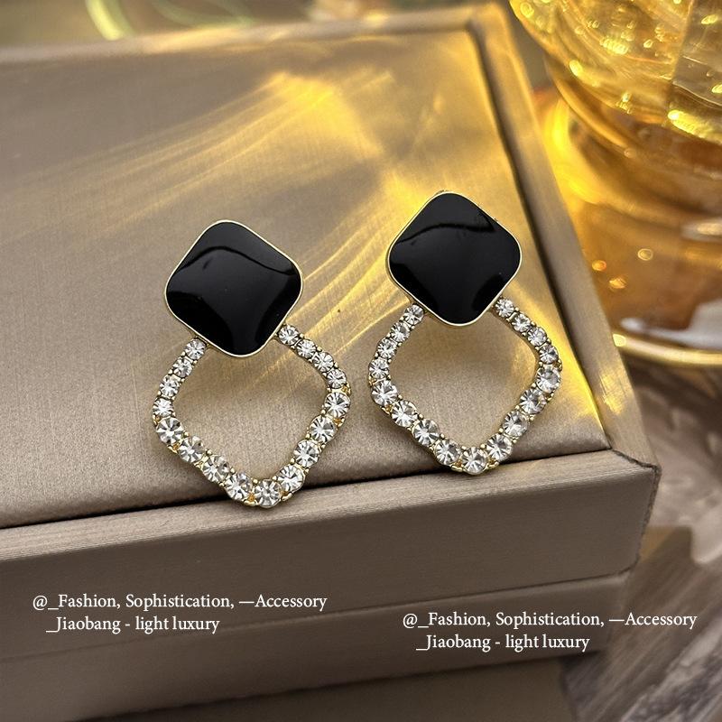 Silver Needle Fashion High-end Sense Diamond-set Black Earrings Niche Versatile Temperament Earrings Light Luxury High-quality Earrings