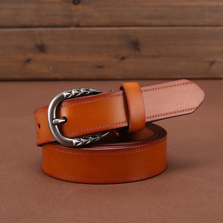 Womens Leather Genuine Waist Belt With Trendy Metal Clasp For Everyday Fashion
