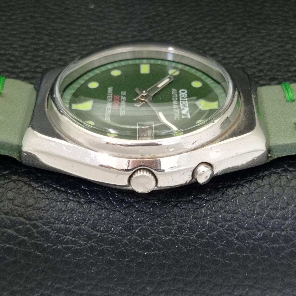 VINTAGE ORIENT AUTOMATIC 46941 JAPAN MENS GREEN COLOR DIAL WATCH a700684-5 R204-a700684