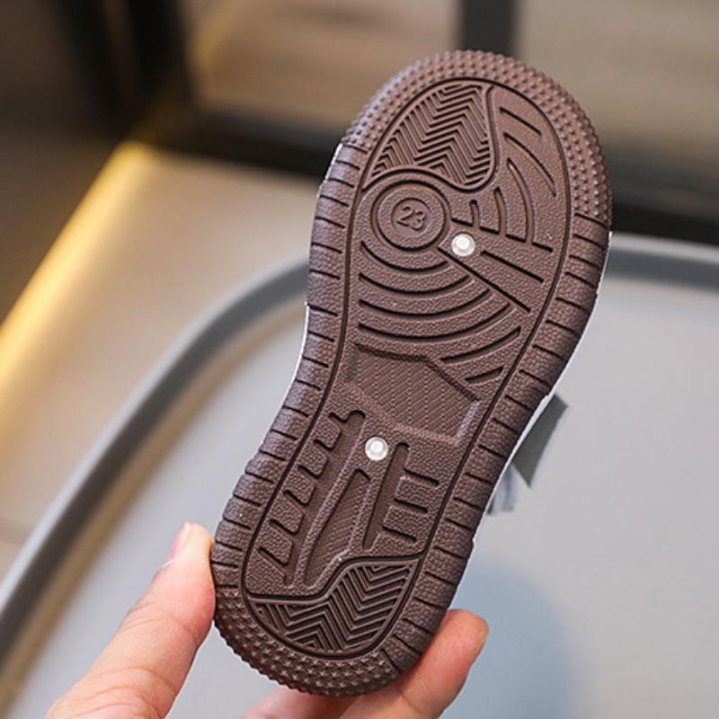 Spring Children's Korean-Style Comfortable Soft Bottom Skateboard Shoes High-Top Velcro Boys 'And Girls' Sneakers