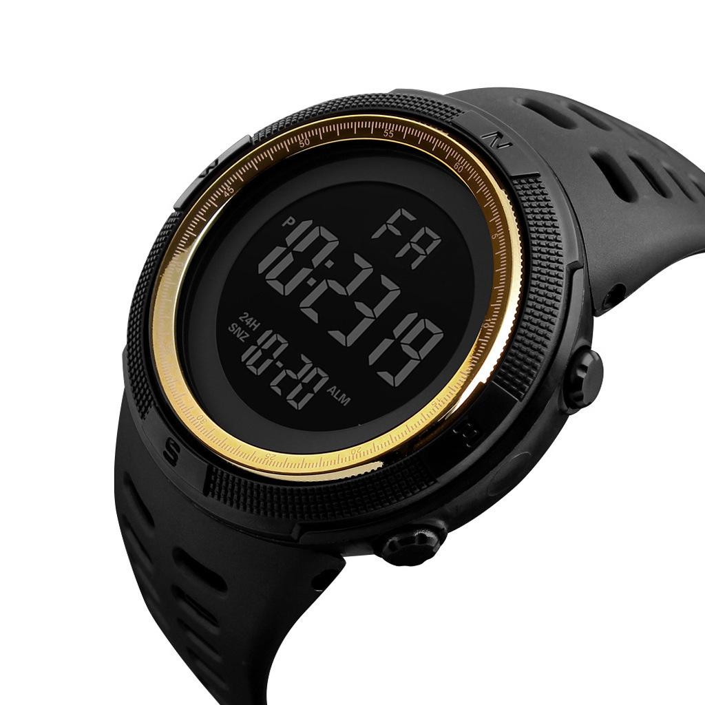 2021 Luminous Chronograph Outdoor Men's Watch: Trendy Large Dial for Sport & Adventure