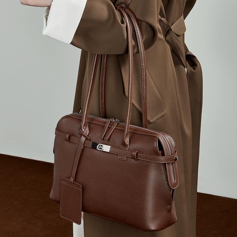 Genuine Leather Women's Bag, Niche Design Sense Tote Bag, Fashionable Large-capacity Hand-held Shoulder Bag