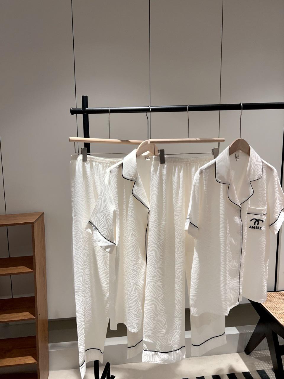 Ice Silk Couple Pajamas Set: Women s Autumn/Winter Short-Sleeved Long Pants Plus Size & Men s High-End Ice and Snow Silk Homewear L