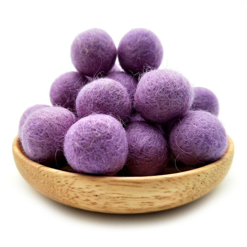 Barevné 2cm vlněné bambulky na vánoční ozdoby a DIY plstění jehlou