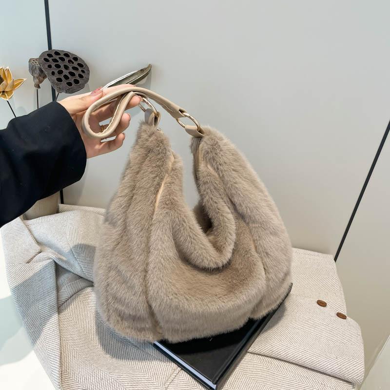 Plüsch-Teigtaschen-Tasche Teigtaschenförmige Handtasche mit großem Fassungsvermögen Weiche Pelz-Umhängetasche Warme flauschige Tragetasche für den täglichen Gebrauch Einkaufen Arbeit