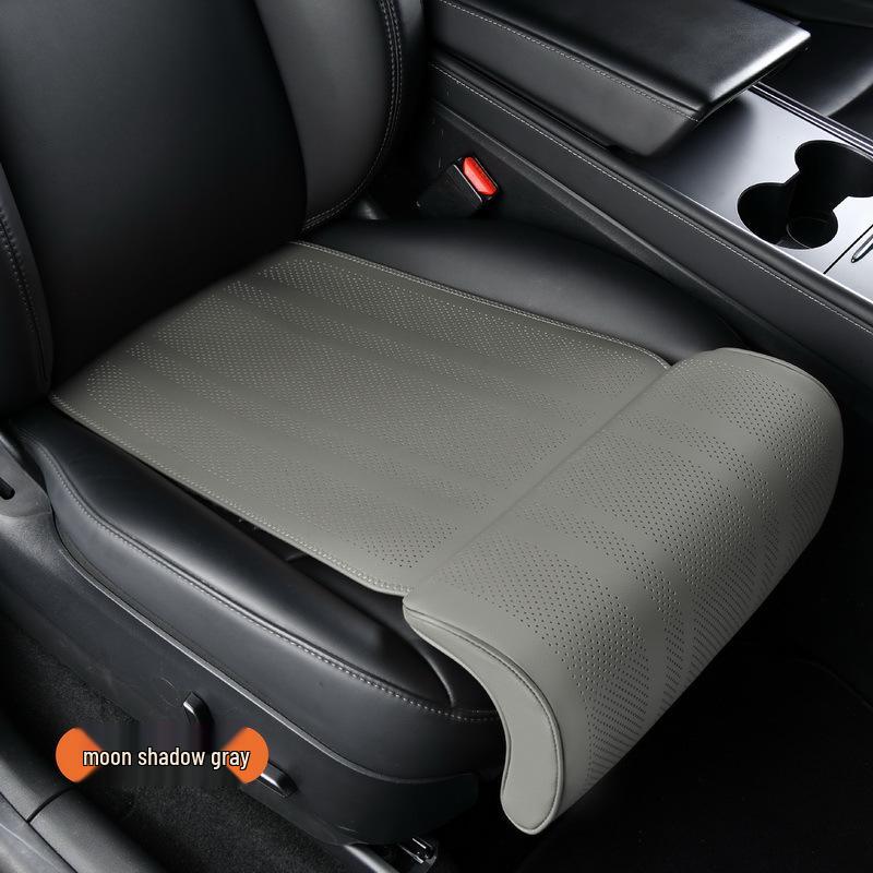 Universales Leder-Autositzkissen mit Beinstütze – Perforiert, Atmungsaktiv, Ganzjahresdesign