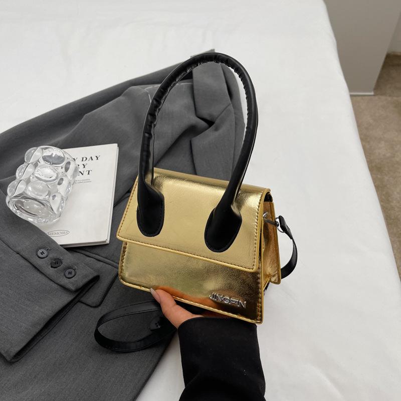 Frühling neu schöne Mode lässige Mode tragbare kleine quadratische Tasche personalisierte Pendler-Schulter-Damentasche