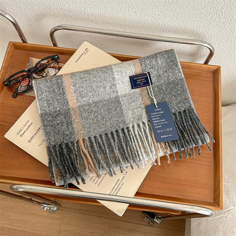 Vielseitiger, weicher und klebriger Karoschal aus Kaschmirimitat mit Quaste für den Winter, luxuriös, neu, modisch, verdickter, warmer Schal für Damen