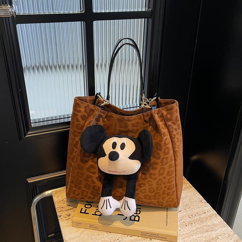 

Leopard Print Retro Tote: Women s Fashionable and Versatile Shoulder Bag