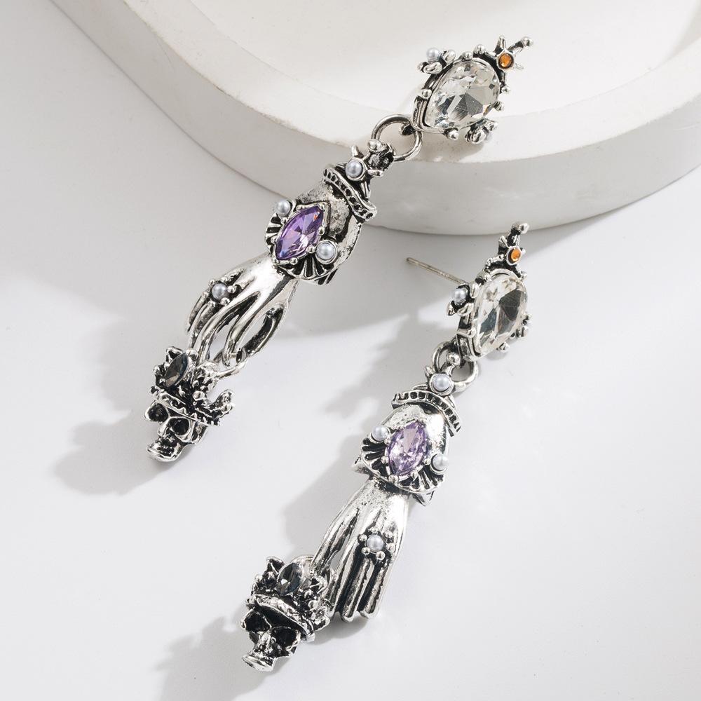 Medieval Niche Design Ghost Hand Pendant Vintage High-end Skull Head Earrings Creative Exaggerated Silver Needle Earrings
