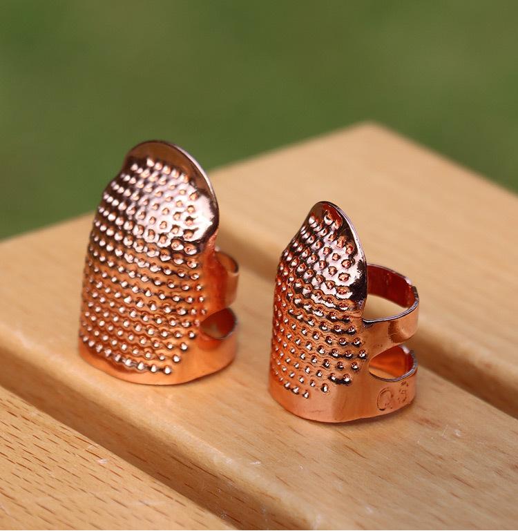 

2pcs Metal Thimbles Adjustable Finger Protect Rings Thimble Ring DIY Sewing Tools Household Handcraft Sewing Accessories