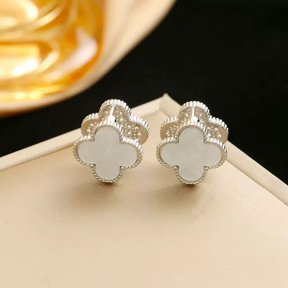Four-leaf Clover Earrings Classy Fashion Earrings Earrings
