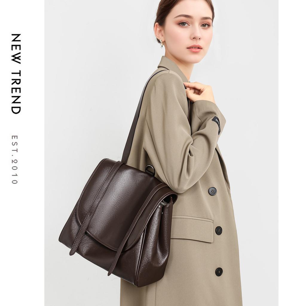 Large Capacity Minimalist Backpack for Women, New Niche Versatile Shoulder Bag, Retro Casual Commuting Backpack
