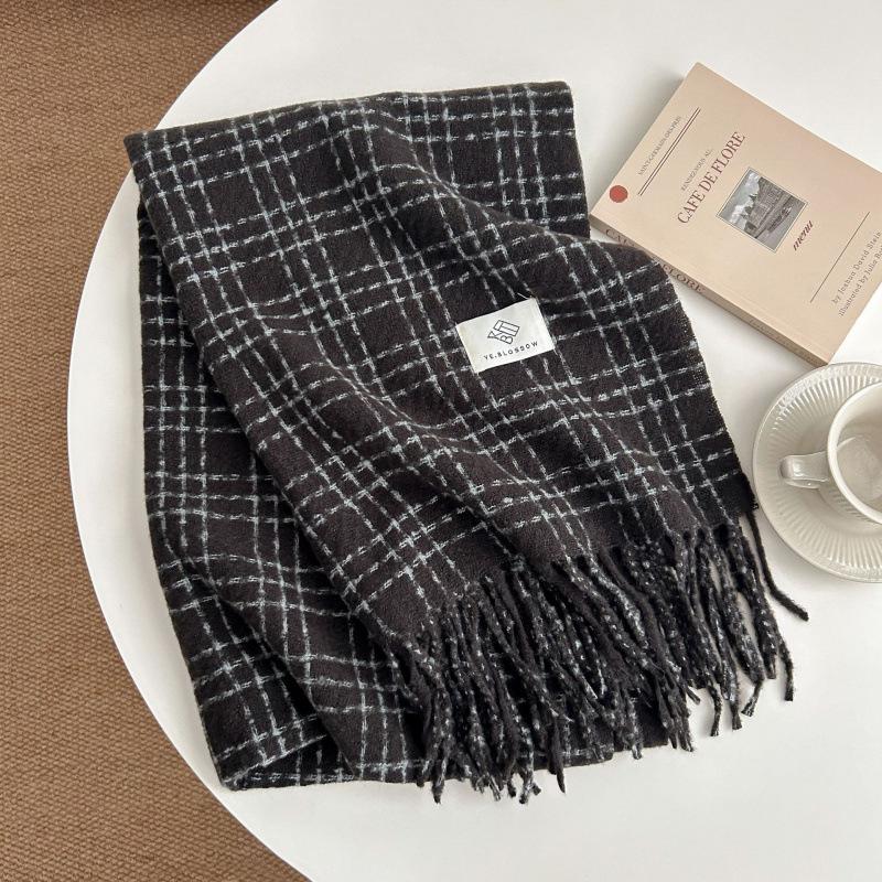 High-End Plaid Shawl for Women - 2025 Autumn/Winter Korean Style Thickened Imitation Cashmere Scarf