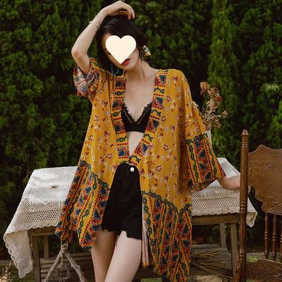 ملابس سباحة – شالات وفساتين للشاطئ