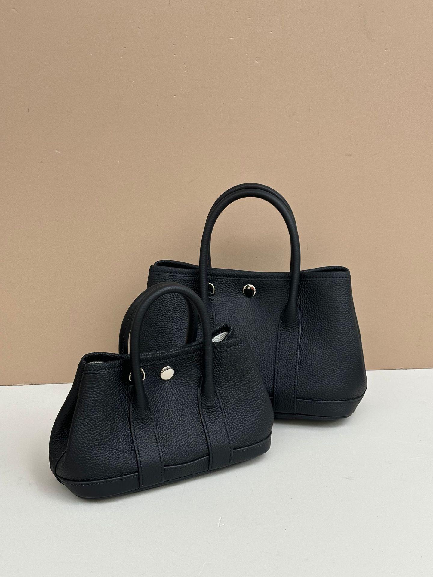 

2026 Cowhide Leather Crossbody Mini Tote – Versatile Women s Spring/Summer Bag 23x10x15.5cm