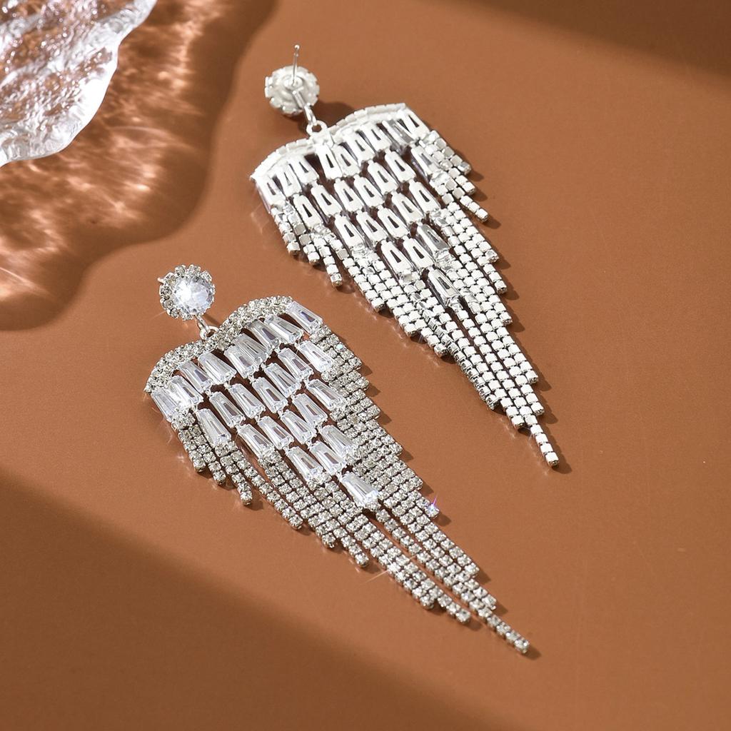 Heavy Industry Full Diamond Light Luxury Fringed Retro Long Copper Jewelry Earrings Fashion Design Sense Niche High-End Ear Jewelry Women