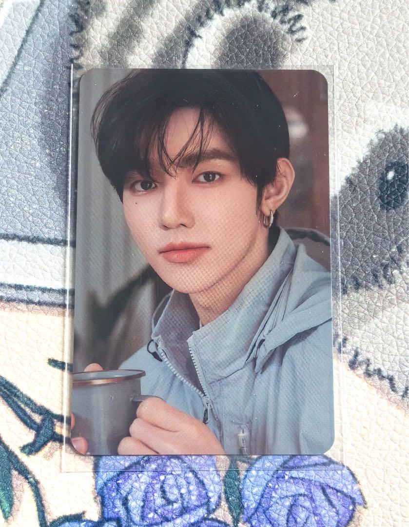 

[USED] Y72 zb1 Zebewan Jianghao BBC Earth Trading Card