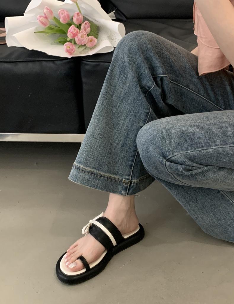 The Years Are Quiet! Fairy Wind 2025 Summer New Soft Bottom Flat Heel One Pedal Comfortable Slippers Woman