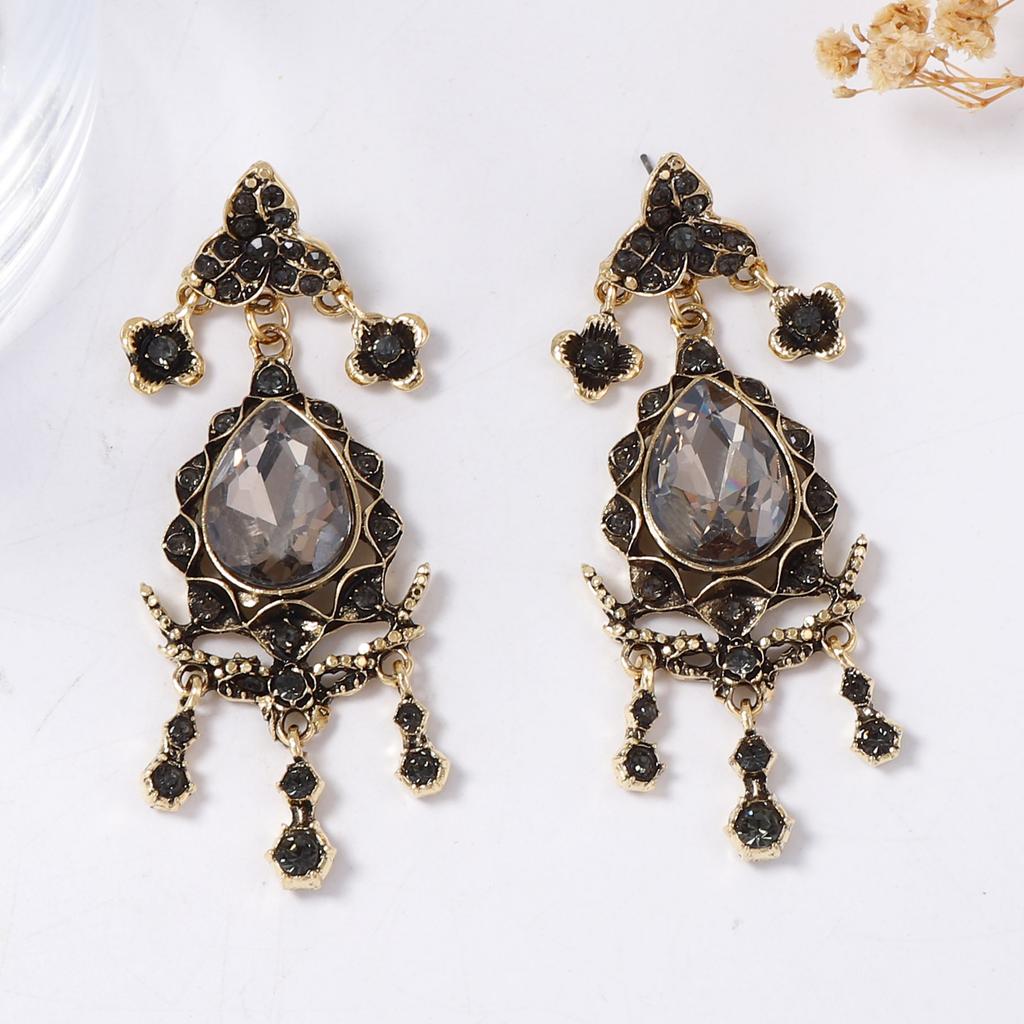 European, American Bohemian exquisite light luxury alloy full diamond drop-shaped pendant retro earrings female court style earrings