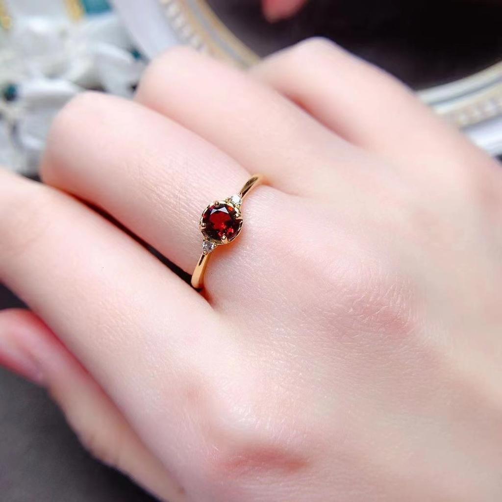 Imitierter roter Edelstein, Granat-Damenring mit S925-Silber überzogen, Öffnungsdesign, schlichter Stil und Mode, Damen