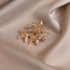 Pearl Leaf Rhinestone Anti-glare Clasp Brooch High-end Light Luxury Pin Coat Sweater Corsage