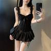 With chest pads, heavy industry lace sling vest, women's one-word shoulder tube top, bottom and fishbone bra inside.