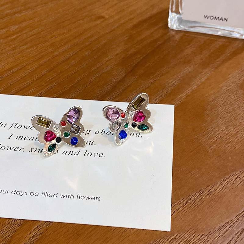 

Новый красочный дизайн бабочки из циркона с уникальными серьгами для женщин