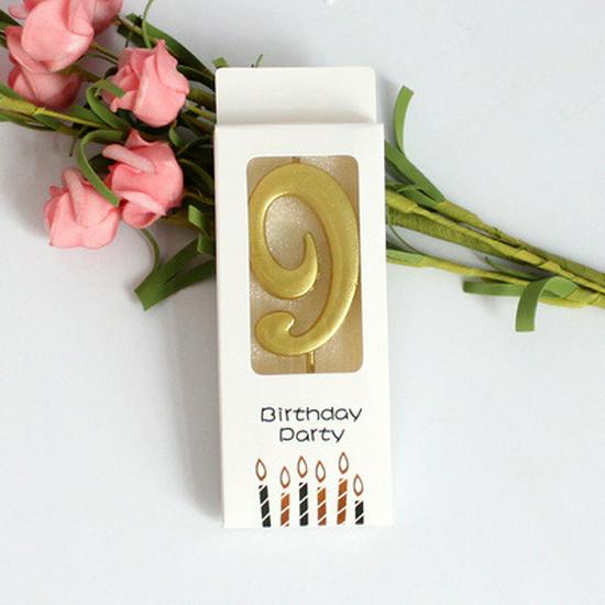 Gold Number Cake Candles for Birthday Celebrations - Party Decoration Arrangement.