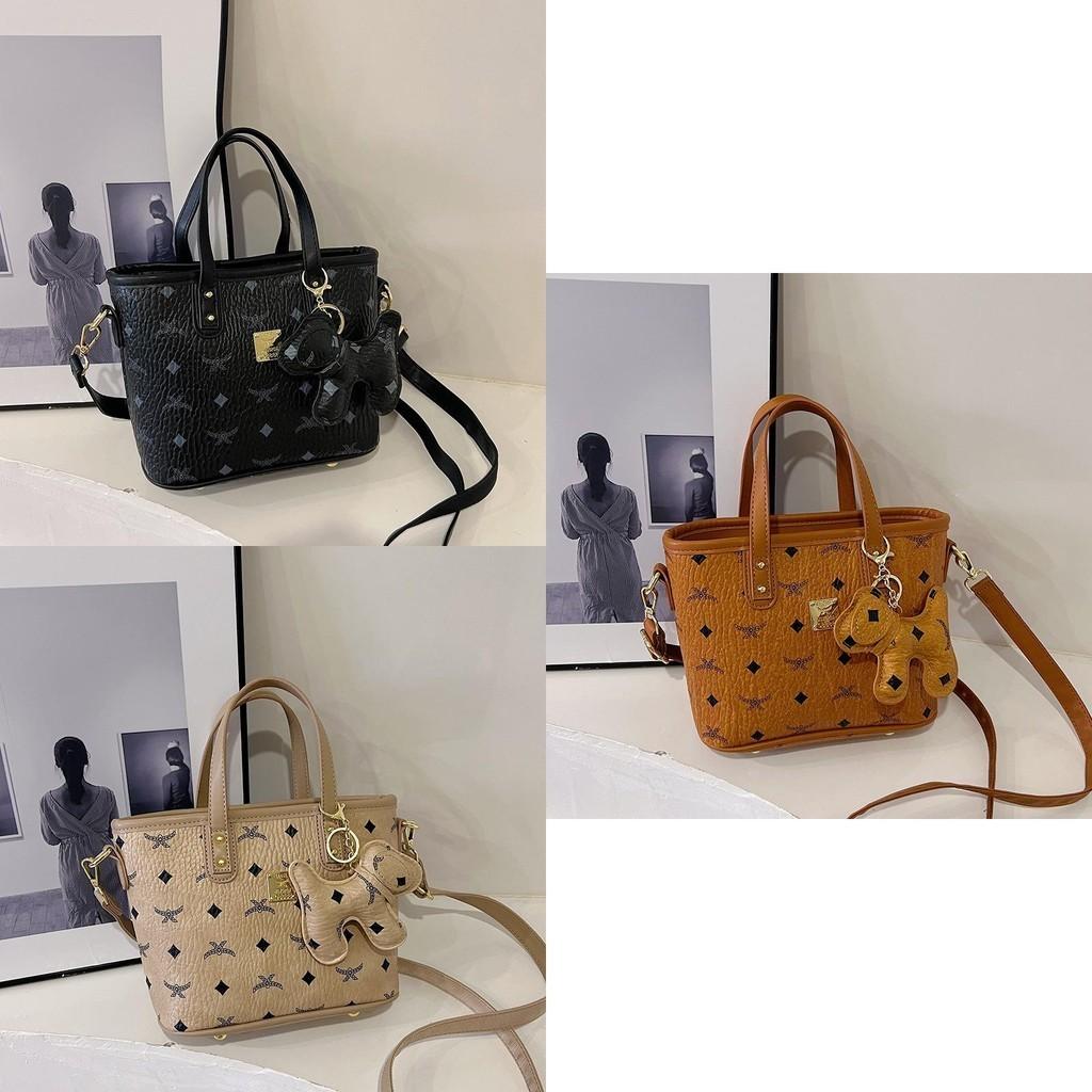 Fashionable New Style Street Trend Pu Material Dumpling Bag Shoulder Bag Black Color
