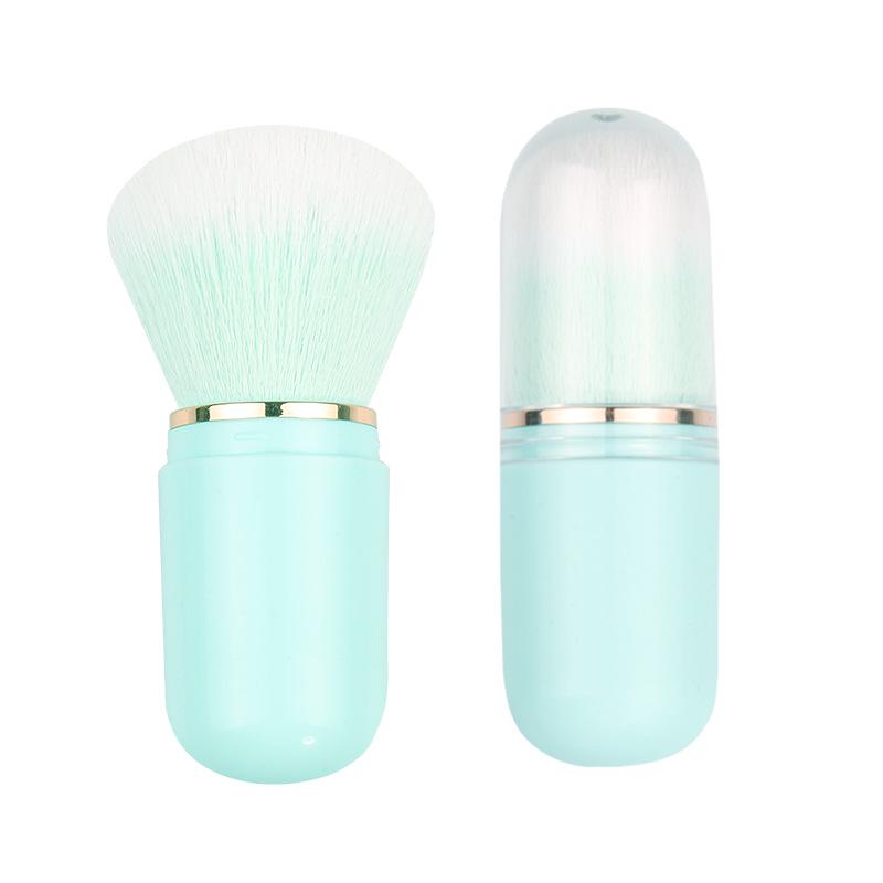 Přenosná zatahovací sada štětců na make-up v kapsli s víčkem - Obsahuje štětce na tvářenku, setting a pudr