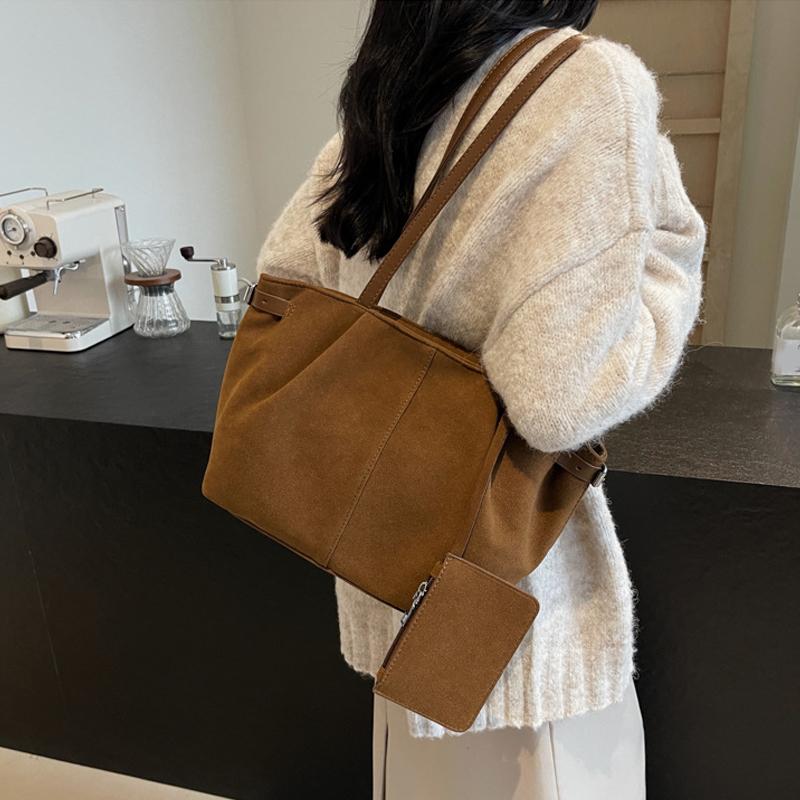 Wildleder-Umhängetaschen für Damen, große Kapazität, Tragetasche, leichte Unterarmtasche, lässige Shopper-Handtasche, einfarbig, Reise-Beuteltasche