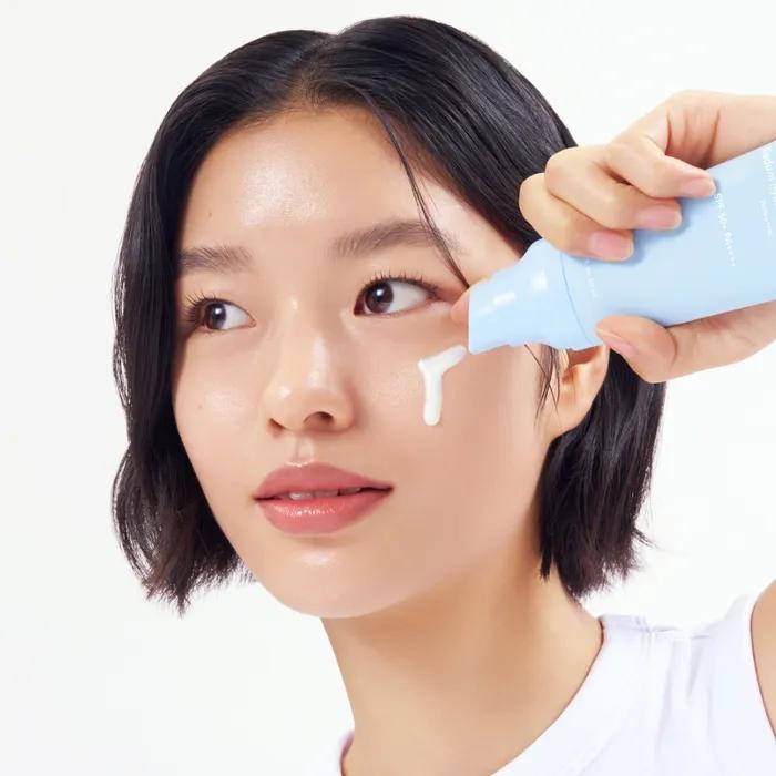 Moisture Hyaluronic Acid Sun Serum Watery Tube SPF50+ PA++++