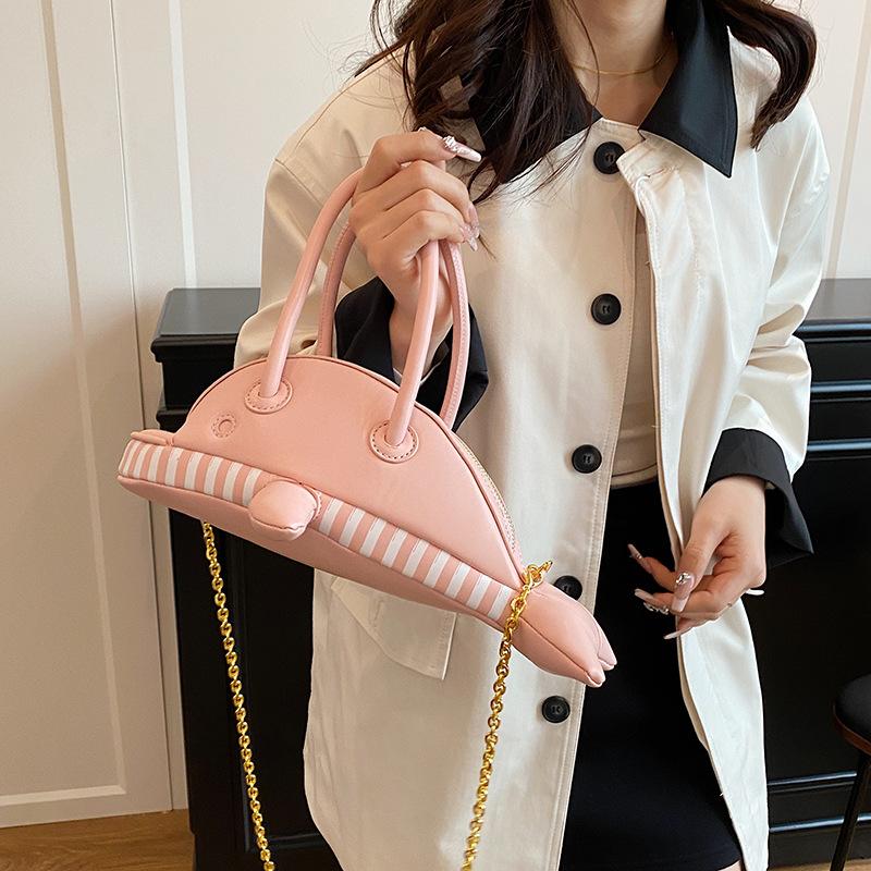 Personalized and creative small bag 2025 new Japanese cartoon girl cute dolphin shape shoulder portable messenger bag