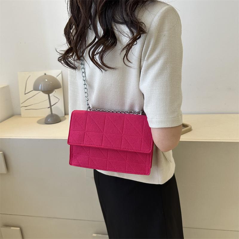 Simple Chain Shoulder Bag Casual Commuter Crossbody Bag New Summer Bag Women's Niche Fashion Square Bag