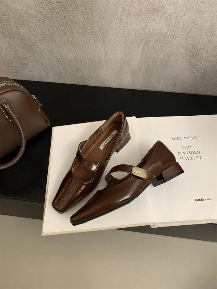 2024 Spring Retro Women's High-Heeled Shoes Fashion Mid Heel Pointed Toe Party Shoes Women Chunky Mary Jane Shoes Zapatillas