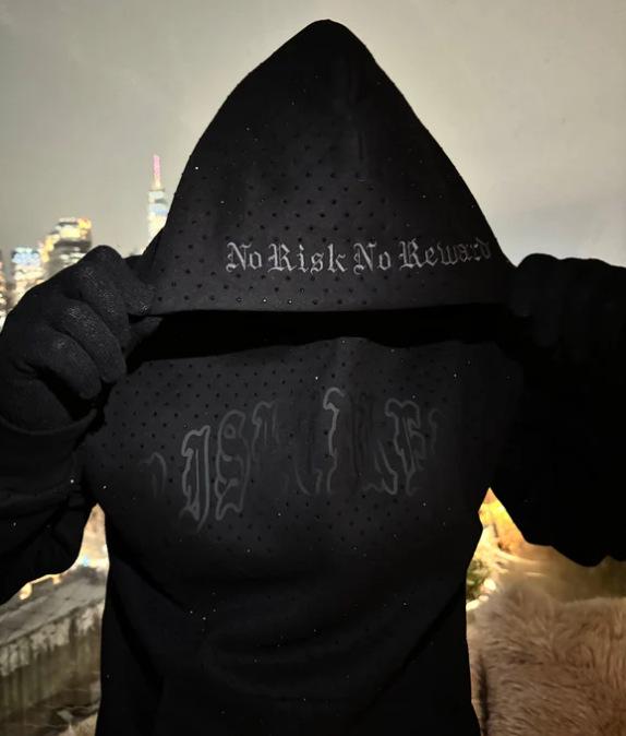 2025 Unisex Black Series Trendiges Kapuzensweatshirt mit langen Ärmeln