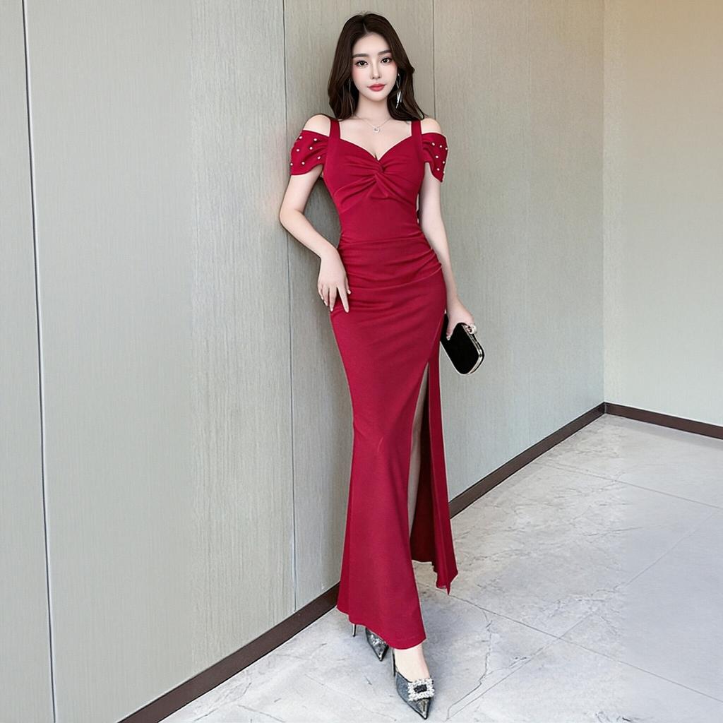 Red off-the-shoulder suspender evening dress, women's high split fork, slim-fitting hip-wrapped long dress, banquet toasting clothes,temperament dress